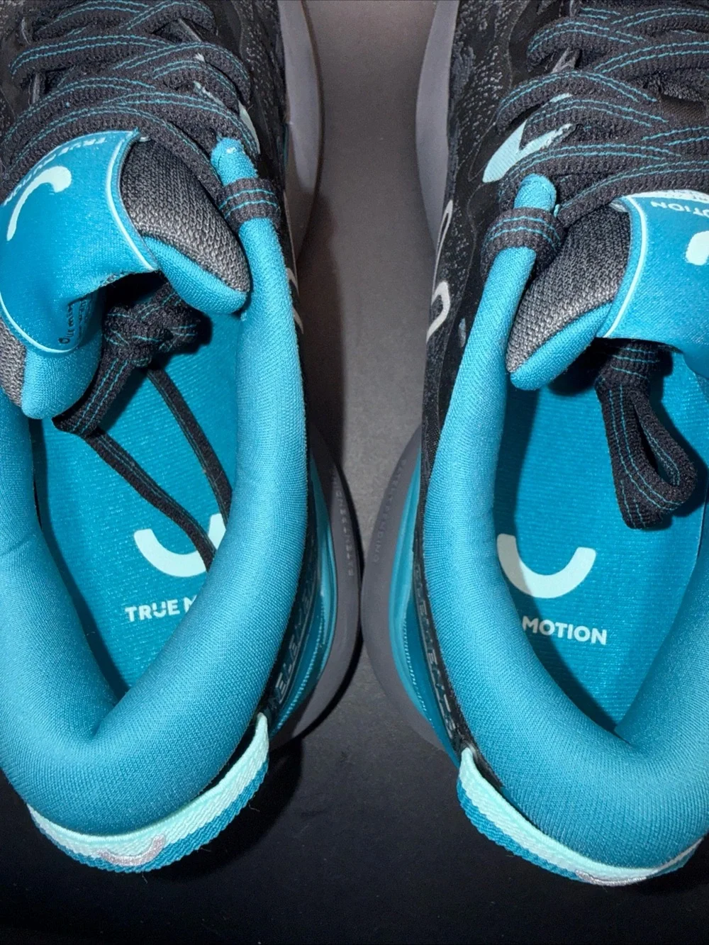 Size 6.5 - True Motion Wmns U Tech Nevos Elements Black/Blue Light/Castlerock